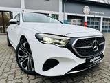 Mercedes-Benz E200 Limo NEW SHAPE MODEL 24 ready EU1 Possible - Mercedes-Benz: New