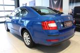 Skoda Octavia Ambition 1.2 TSI Klima Einparkhilfe - Skoda Octavia mit Benzin-Antrieb: Limousine, 1.2