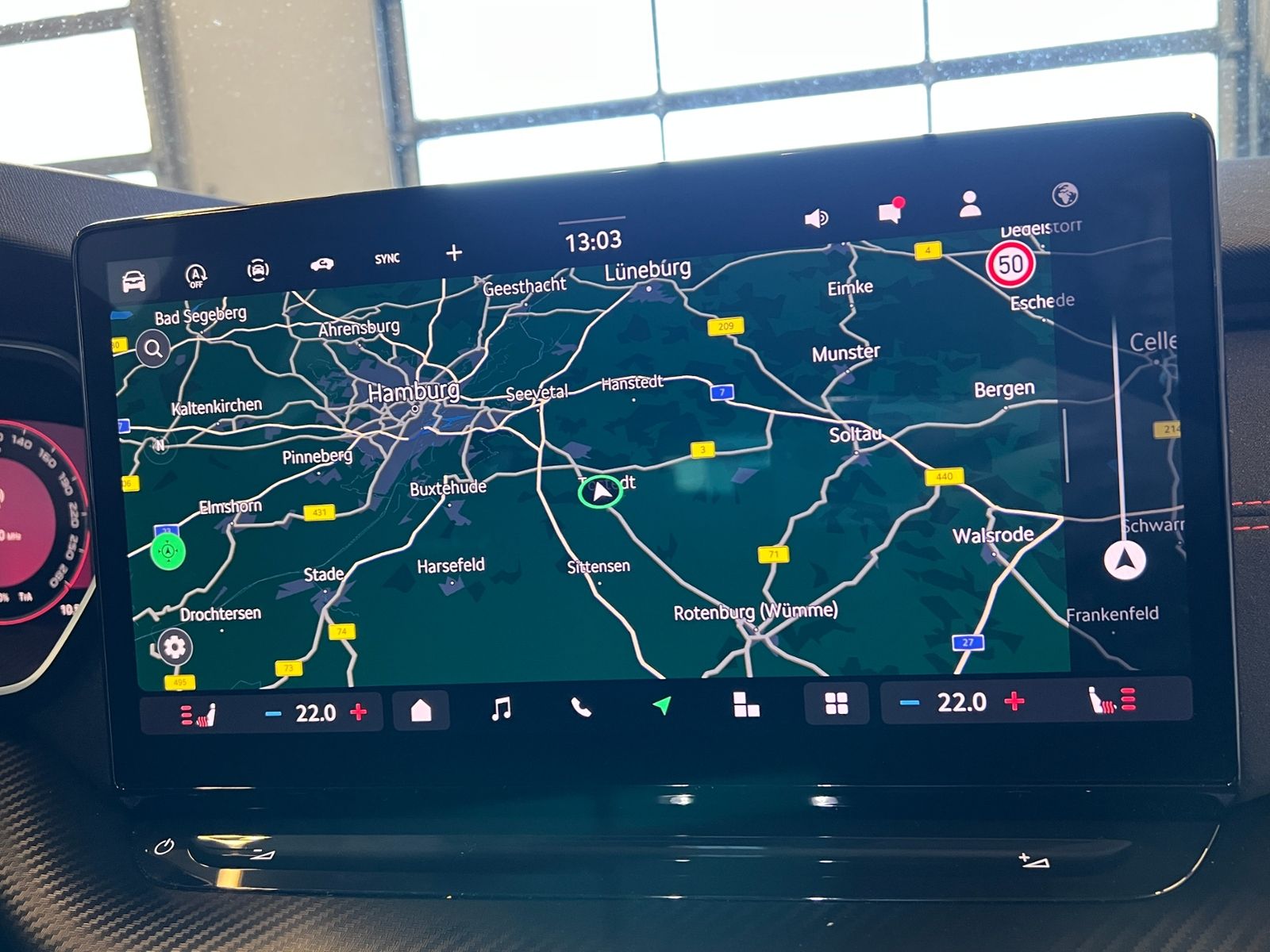 Fahrzeugabbildung SKODA Octavia Combi RS 2.0 TSI DSG *Panorama, AHK, Ind