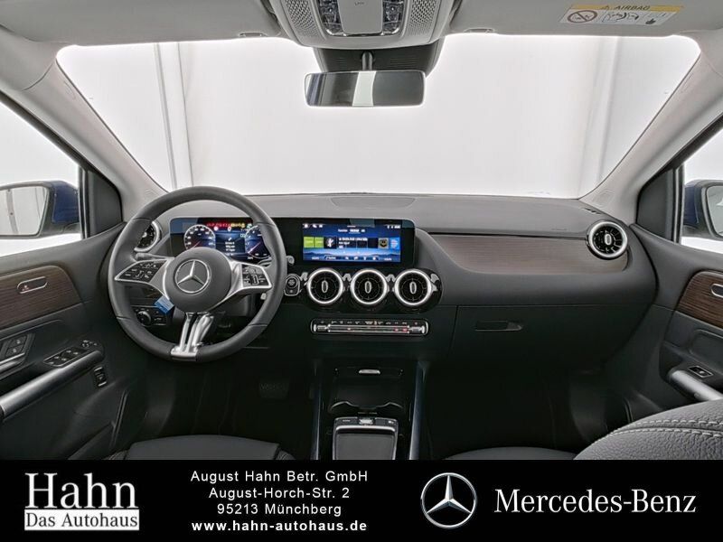 Fahrzeugabbildung Mercedes-Benz B 200 PROGRESSIVE/MULTIB./AHK/KAM./DISTRO./TOTW.