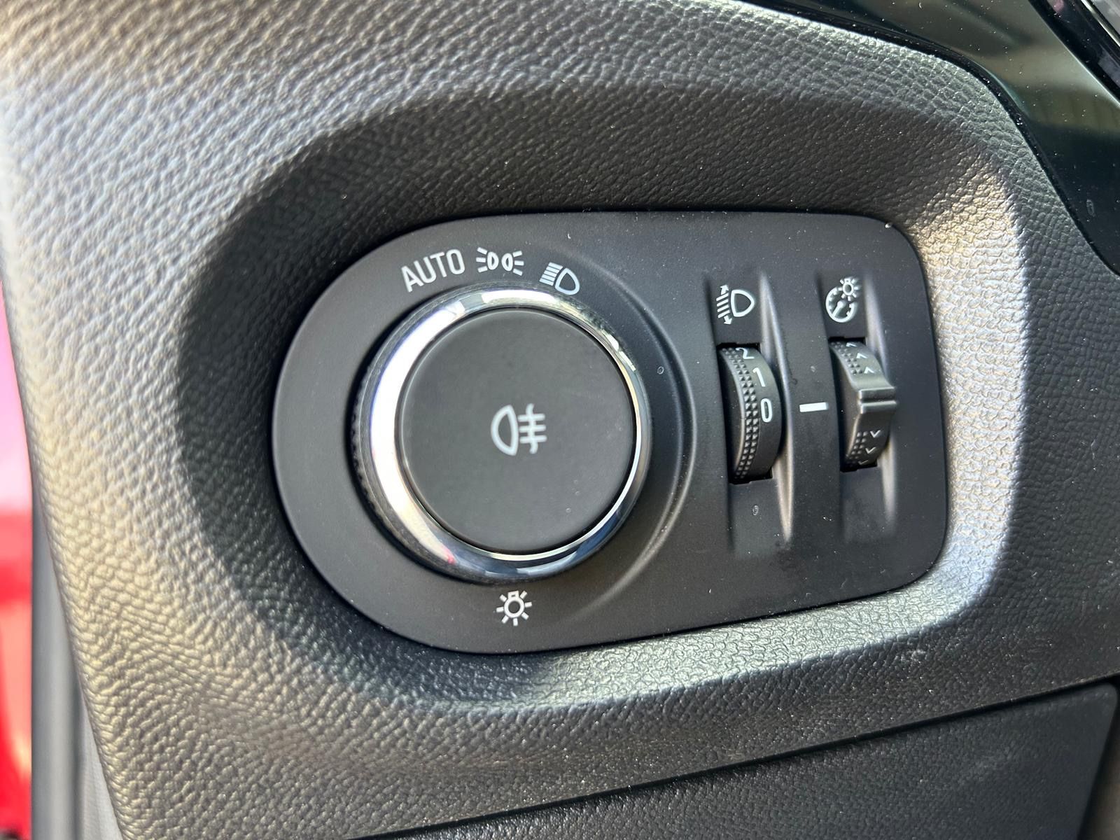Fahrzeugabbildung Opel Corsa F Edition°1.HAND°Kamera°Alu°Tüv NEU°