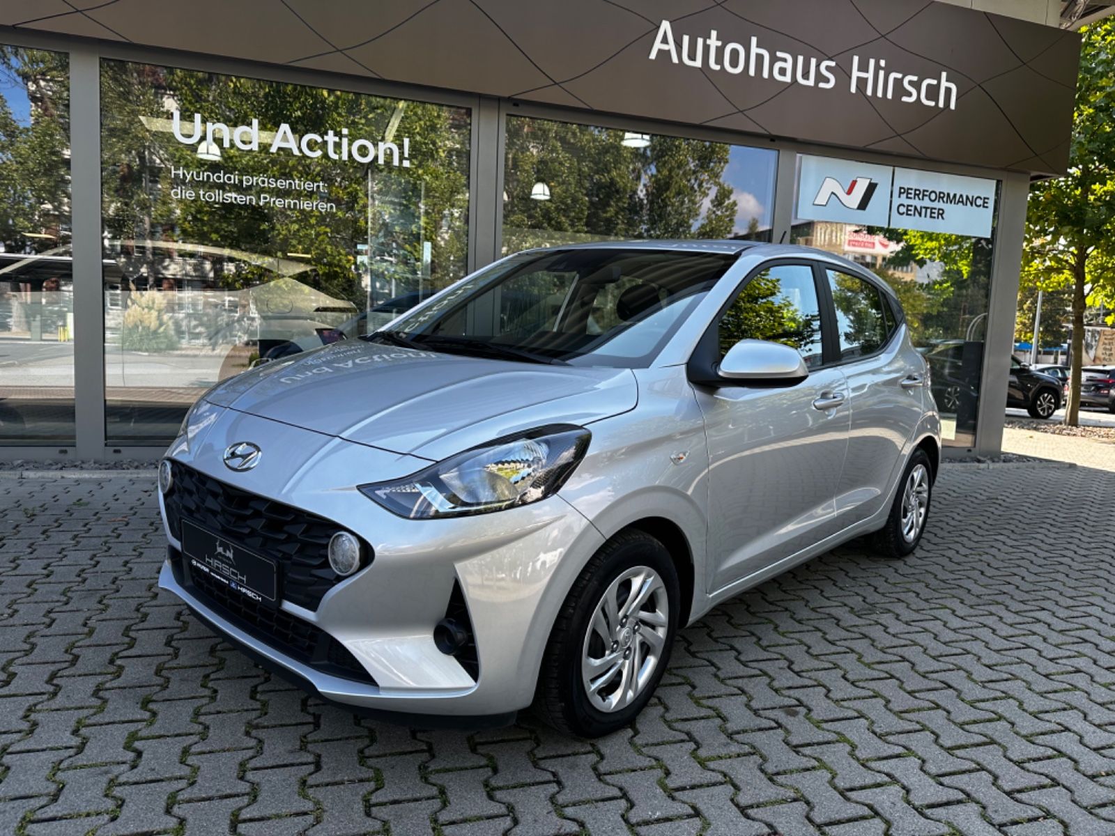 Fahrzeugabbildung Hyundai i10 1.0 Select SHZ PDC Lenkradhzg KLIMA