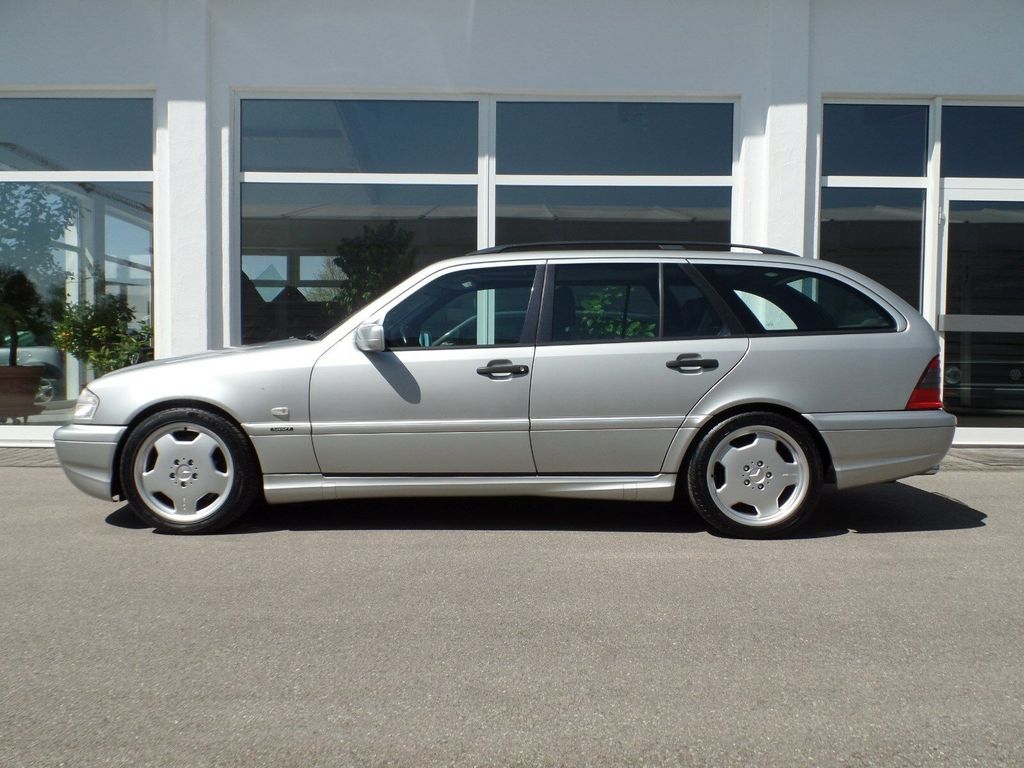 Mercedes-Benz C 43 AMG
