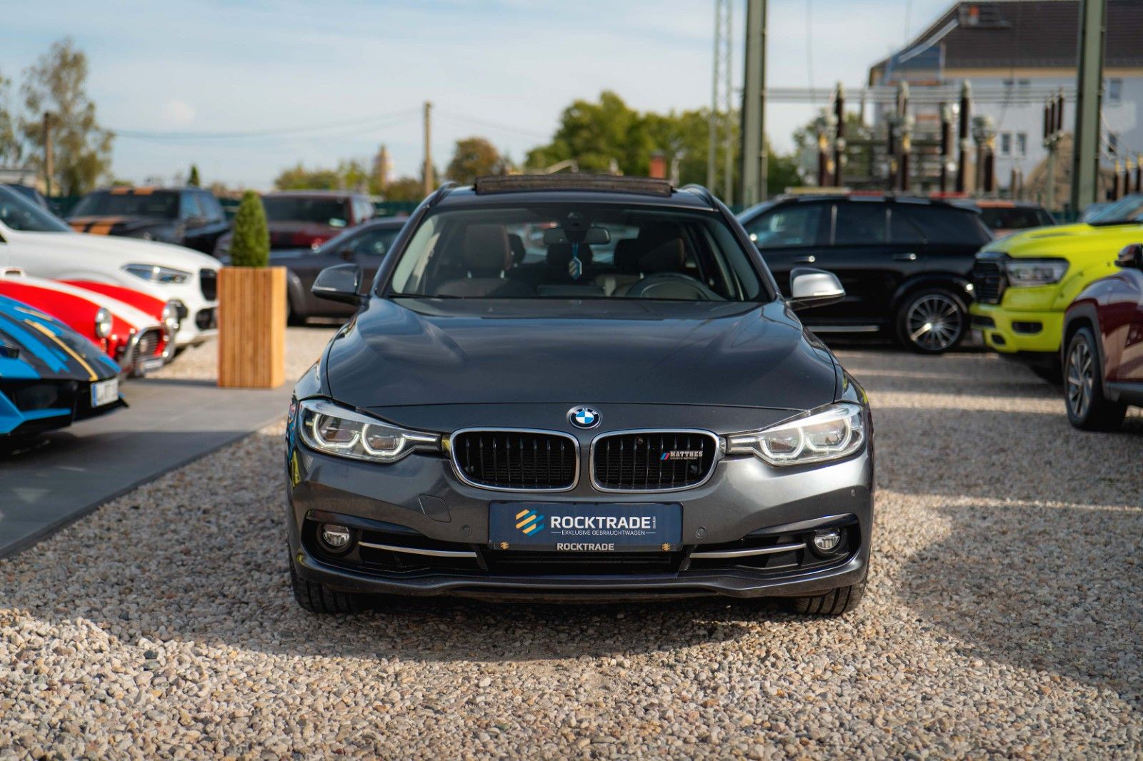 Fahrzeugabbildung BMW 335d xDrive Sport Line | LED | Pano | HUD | TÜV