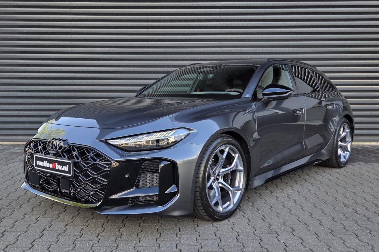 Audi RS5 Avant e-hybrid quattro - Direct leverbaar -