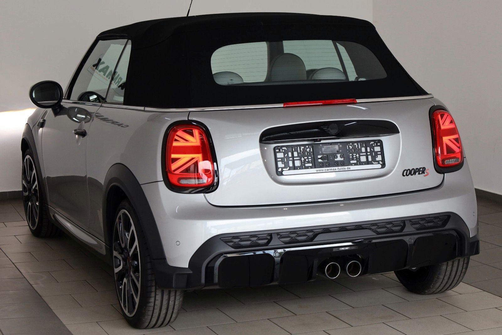 Fahrzeugabbildung MINI Cooper S JCW Trim Leder,Nani,LED,HUD,Apple CarP.
