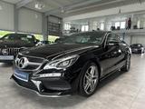 Mercedes-Benz E 220 d Coupe SPORTPAKET AMG-NAVI-MULTIKONTURSIT - Mercedes-Benz E 220: Coupé