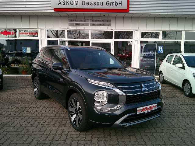Mitsubishi Outlander 2.4L PHEV TOP Luxury-P. 2-Farb ACC PDC