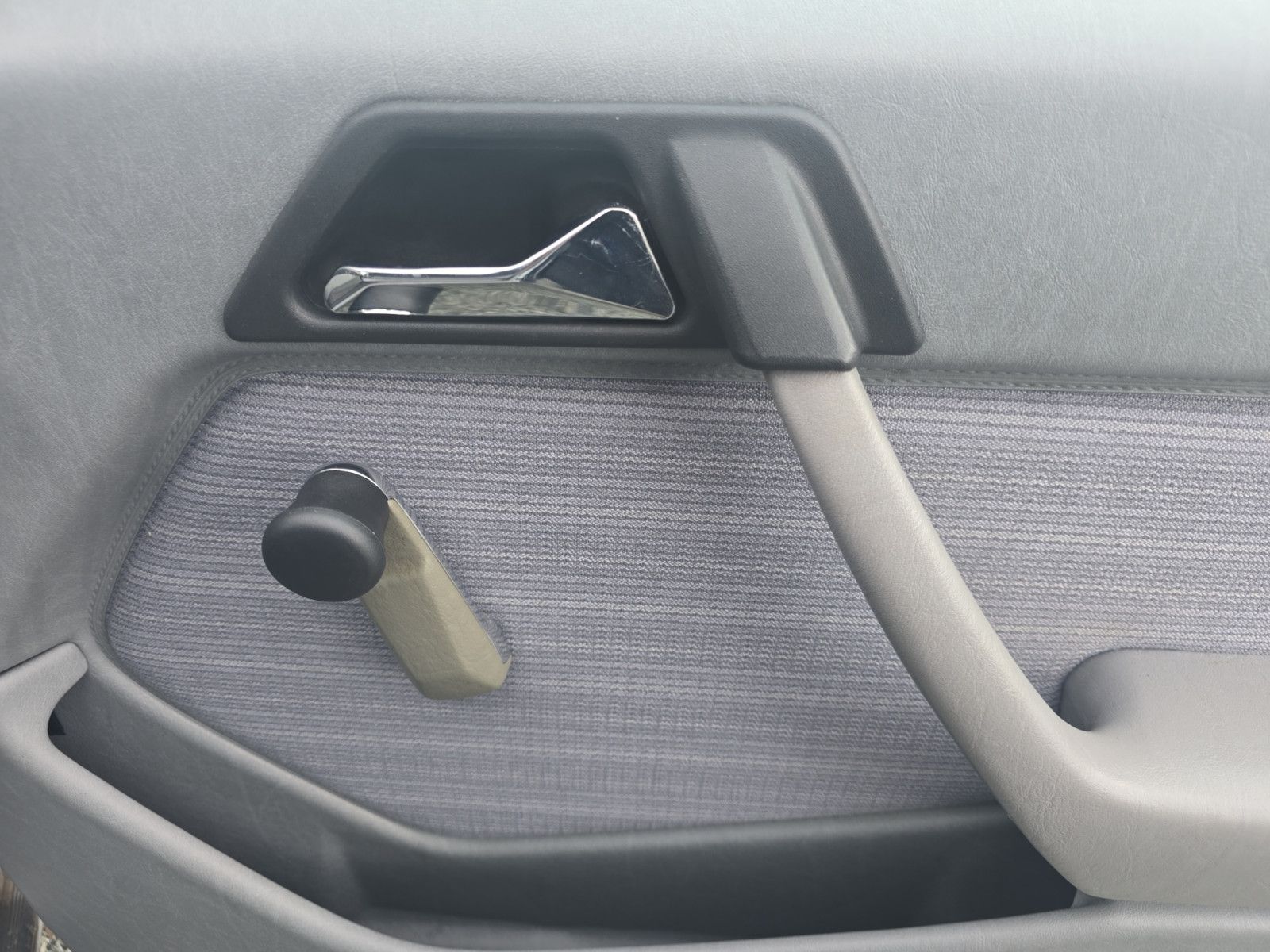 Fahrzeugabbildung Mercedes-Benz Automatik H Zulassung Nur 9 Tsd KM 1 A Zustand
