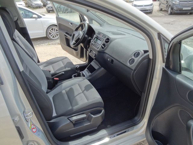Fahrzeugabbildung Volkswagen Golf Plus VI Life BMT/66TKM/Klima/PDC/