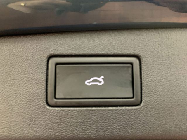 Tiguan 1.5 eHYBRID R LINE IQ.LIGHT+AHK+PANO+ACC