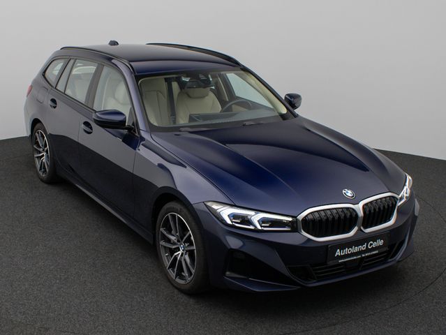BMW 330, 2023 — 3