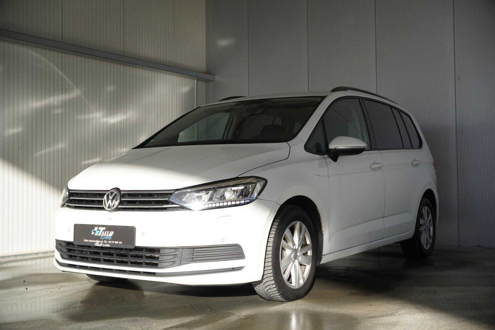 Volkswagen Touran Comfortline - LED/DSG/2.HAND/NAVI/SCHECKH