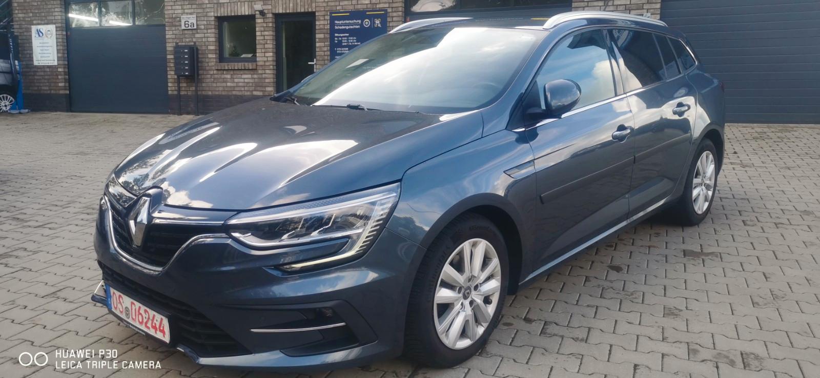 Renault Megane IV Grandtour Keyless and Go,,Camera