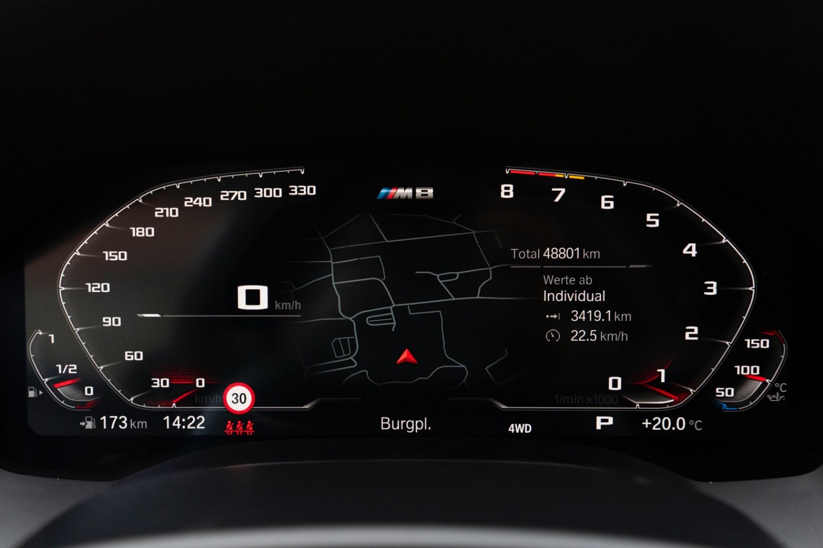 Fahrzeugabbildung BMW M8 Competition GC Head Up Laserlicht H&K 360°