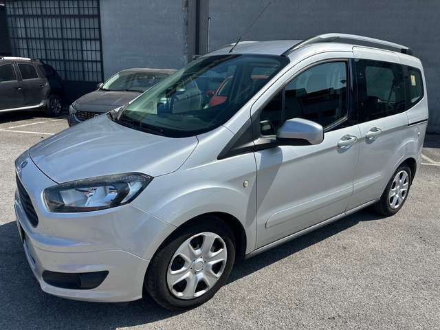 Ford Tourneo Courier 1.0 100cv