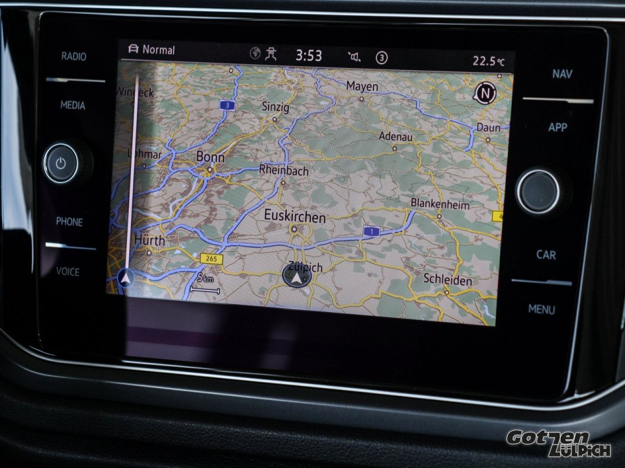 Fahrzeugabbildung Volkswagen T-Roc Cabriolet Style 1.5 TSI Navi Leder LED