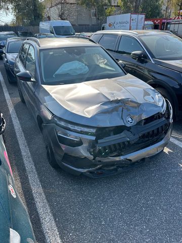 Jiný Skoda Kamiq 1.0 TSI DSG Black Dots INCIDENTATA