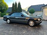 Mercedes-Benz E200 Cabrio (A124), 2. Hd., ... - gebrauchte Mercedes-Benz E 200 aus dem Jahr 1996