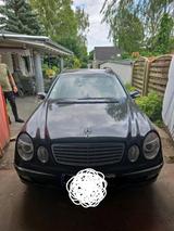 Mercedes-Benz Mercedes Benz E240 - Mercedes-Benz E 240 aus 2004