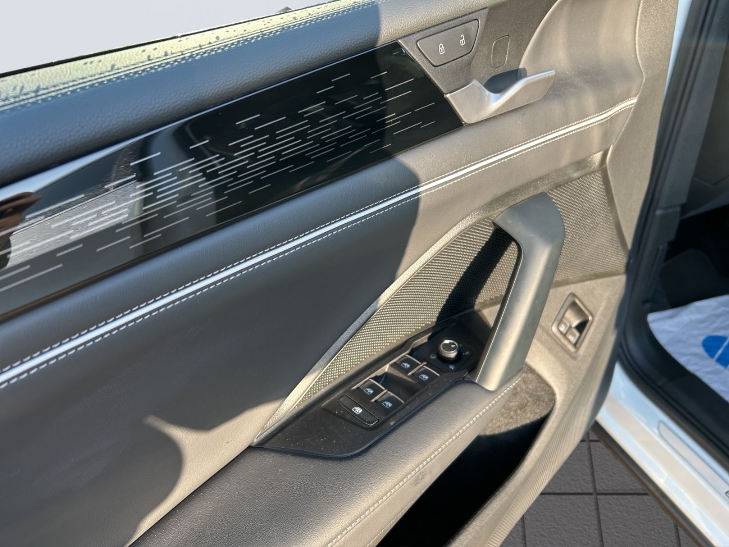 Tiguan Elegance 1,5 eHybrid OPF 110 kW AHZV Matr