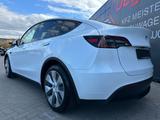 Tesla Model Y Long Range Dual AWD Matrix Wärmepumpe - Tesla Model Y in Rostock