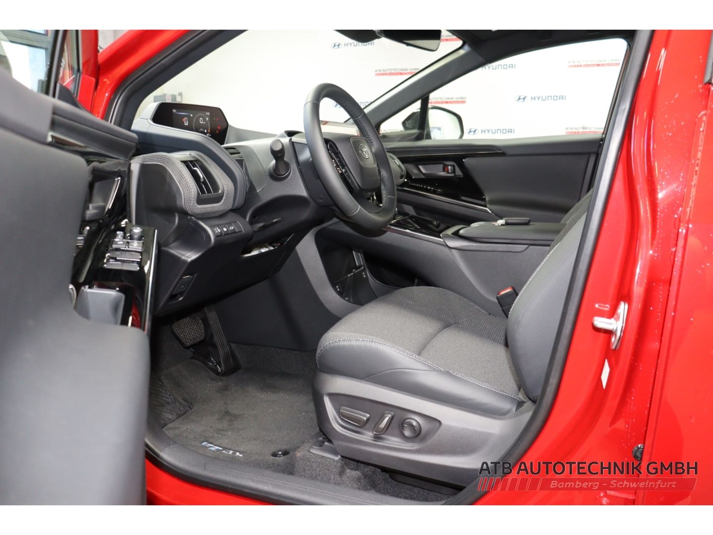 Fahrzeugabbildung Toyota bz4X 71,4 kWh 11-kW-Lader 4x2 Comfort-P