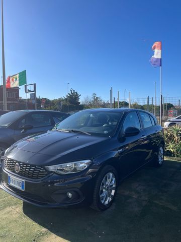 Fiat Tipo 1.3 Mjt S&S 5 porte Easy