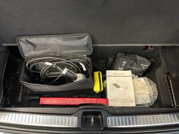 Mercedes-Benz GLC 300 de 4Matic *1. Hand*AHK*Klima*SHZ*LED*Nav