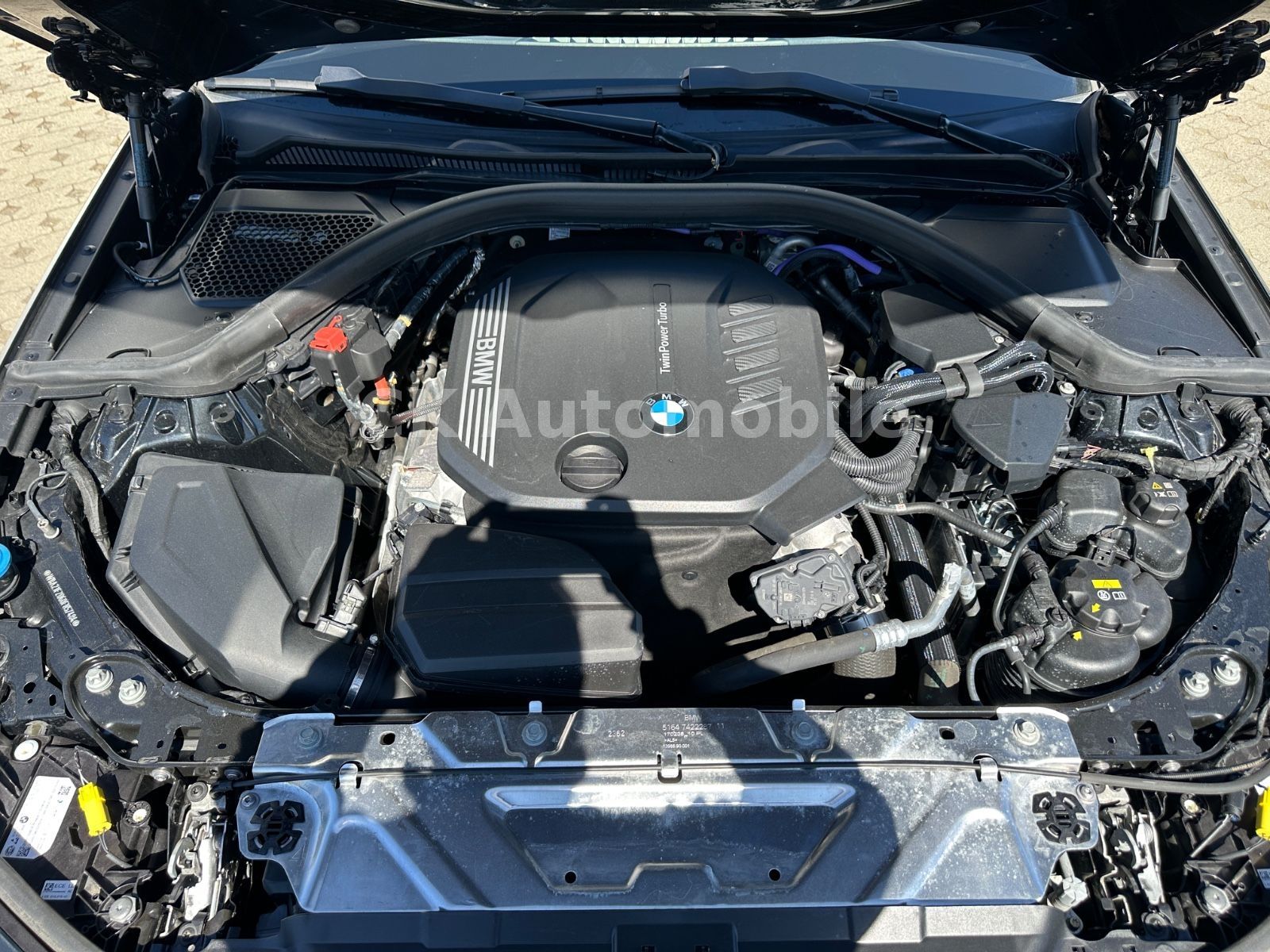 Fahrzeugabbildung BMW 320d Touring M-Sport Facelift/Shadow-Line/Navi