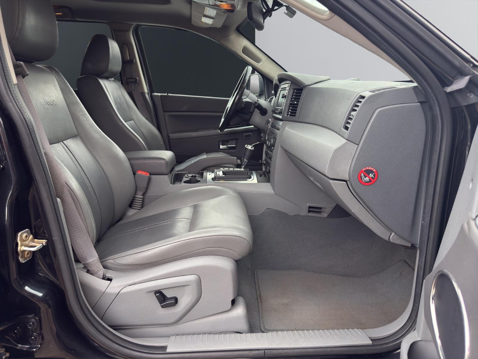 Jeep Grand Cherokee 3.0 CRD Limited 218ch - 2 ème main - Entretien Jeep - Toit ouvrant - Attelage