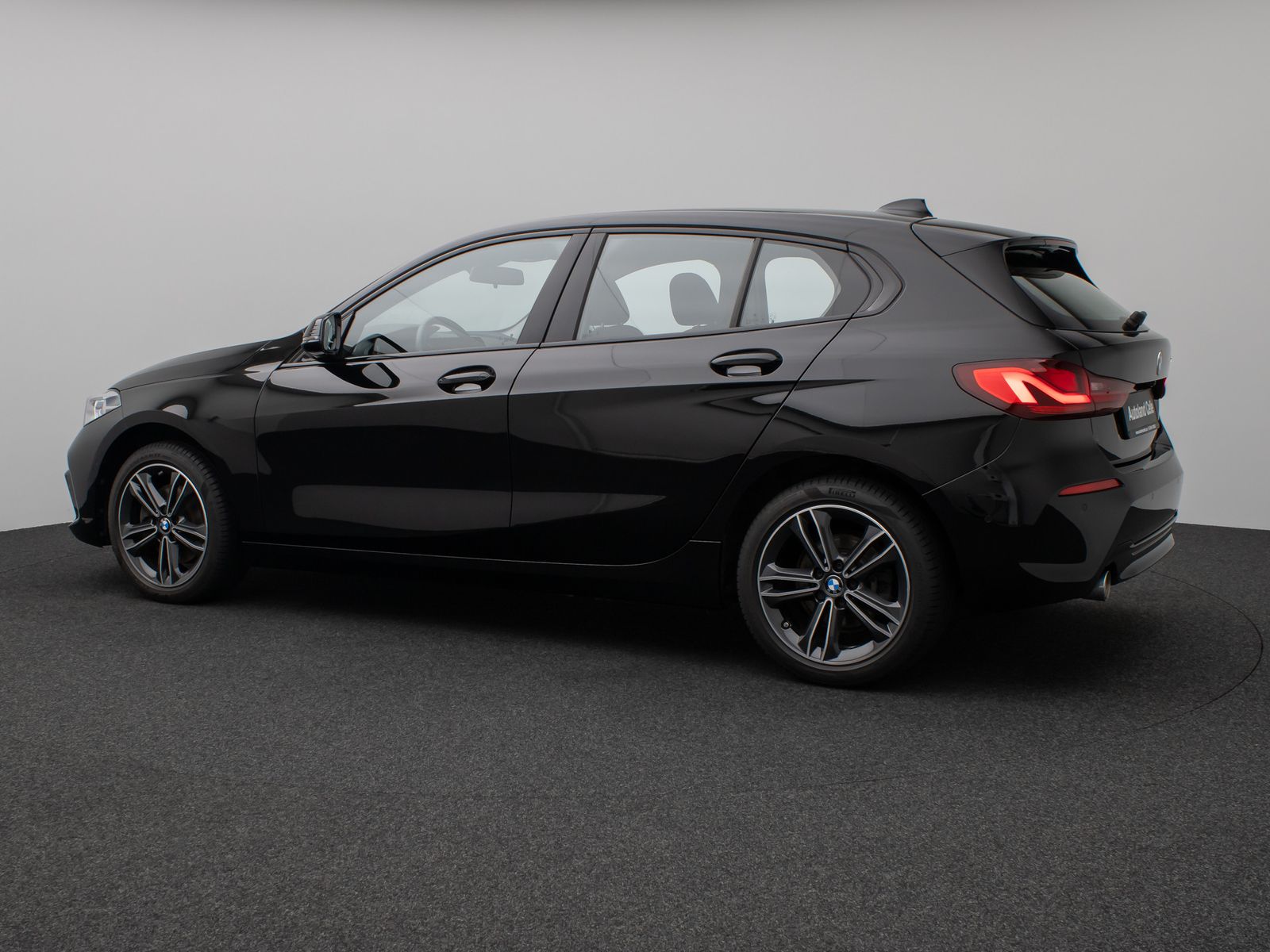 Fahrzeugabbildung BMW 118i Sport Line Kamera DAB HiFi Lenkrhzg Sport