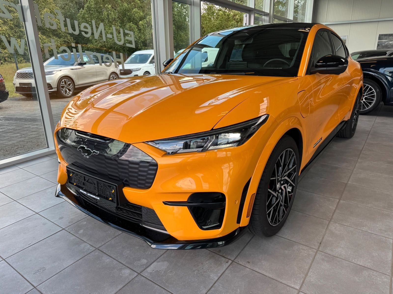 Fahrzeugabbildung Ford Mustang Mach-E GT AWD