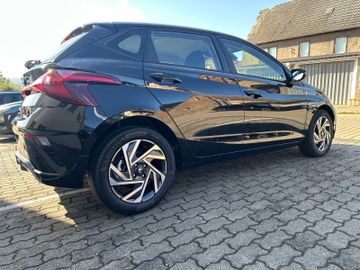 Hyundai i20 1.0 T-GDI DCT TREND - NAVI - SITZHZG. UVM