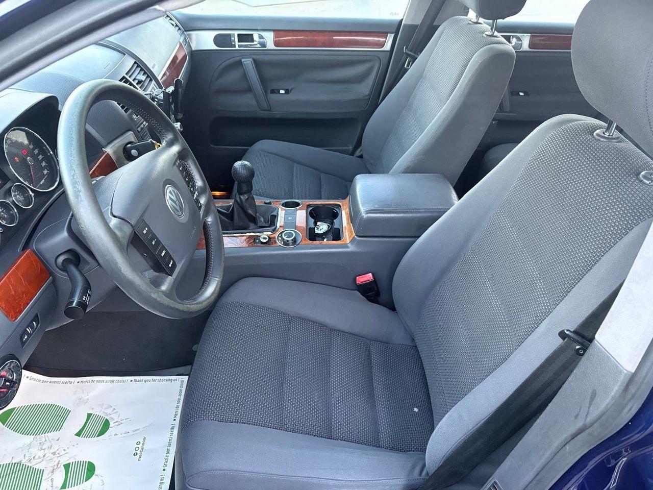 Volkswagen Touareg 2005 — photo 7