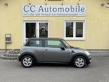 MINI Cooper Automatik - Klimaaut - SHZ - aus 2010: Sportwagen