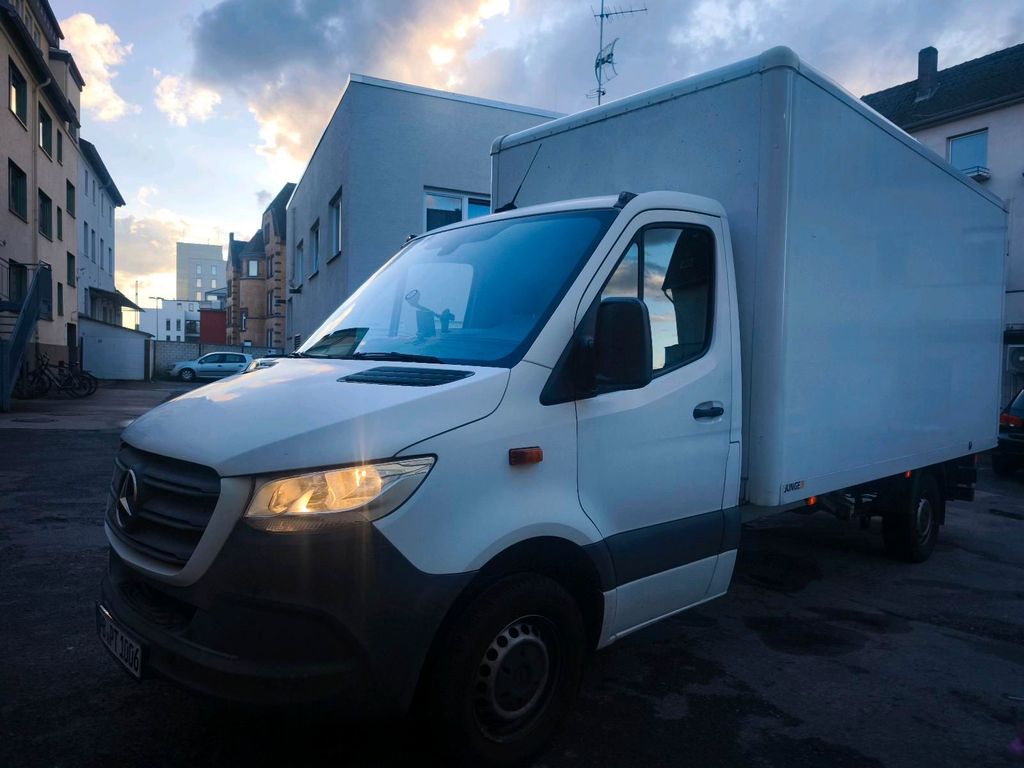 Image of Mercedes-Benz Sprinter
