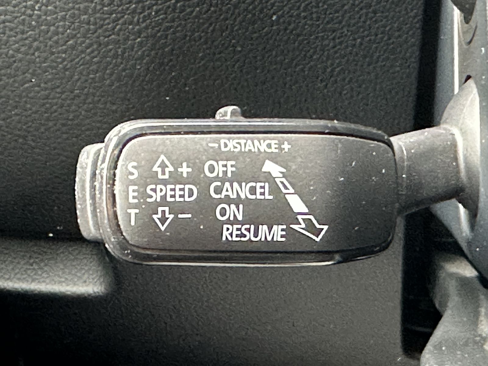 Fahrzeugabbildung SKODA Superb Combi 1.4 TSI iV Style DSG NAV+MATRIX+ACC