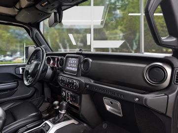 Jeep Wrangler - 11