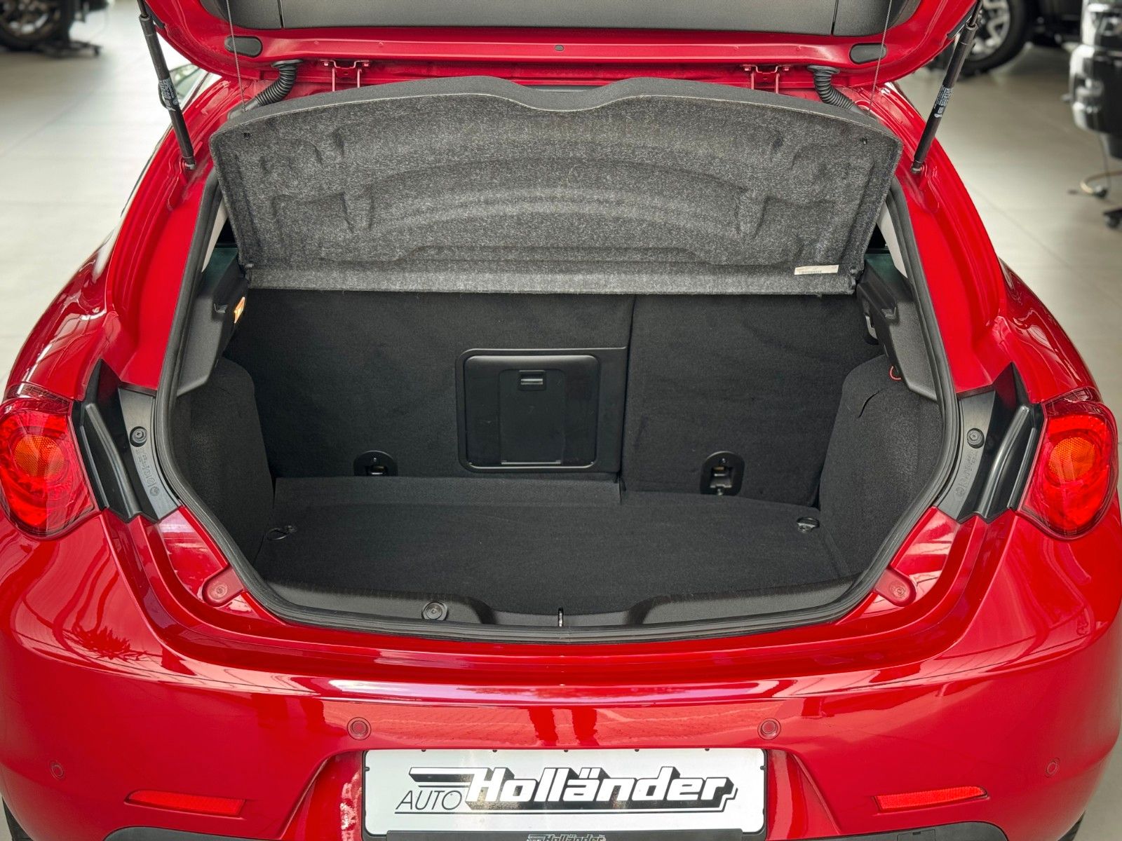 Fahrzeugabbildung Alfa Romeo Giulietta 1.4 TB 16V Super Automatik  "BOSE"