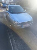 Opel Corsa B 1.2 16V  TÜV neu bis 02/2028... - Opel Corsa aus 1999: 16v