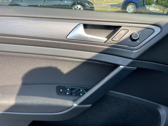 Golf VII Variant 1.6 TDI Comfortline Klima
