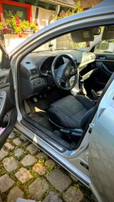 Toyota Avensis Combi D 4D Diesel  - gebrauchte Toyota Avensis aus dem Jahr 2008