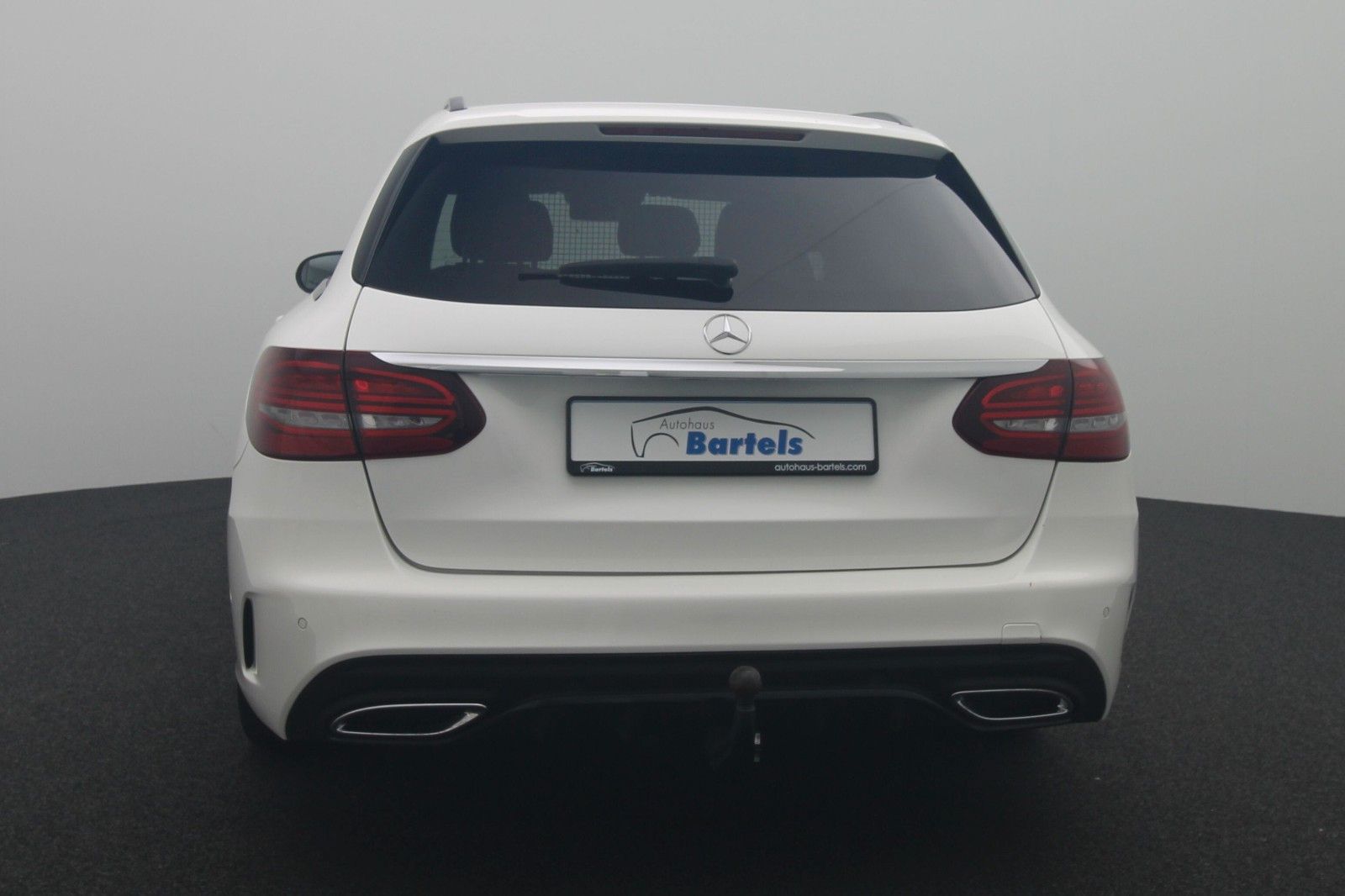 Fahrzeugabbildung Mercedes-Benz C 220d T-Modell 4Matic AMG-Line Night-Paket