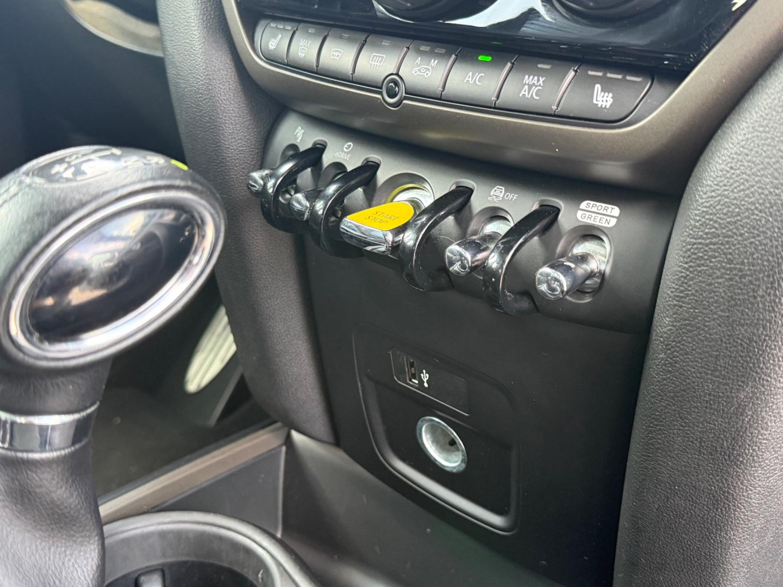 MINI Countryman Cooper SE ALL4 JCW*LED*Navi*Panorama*