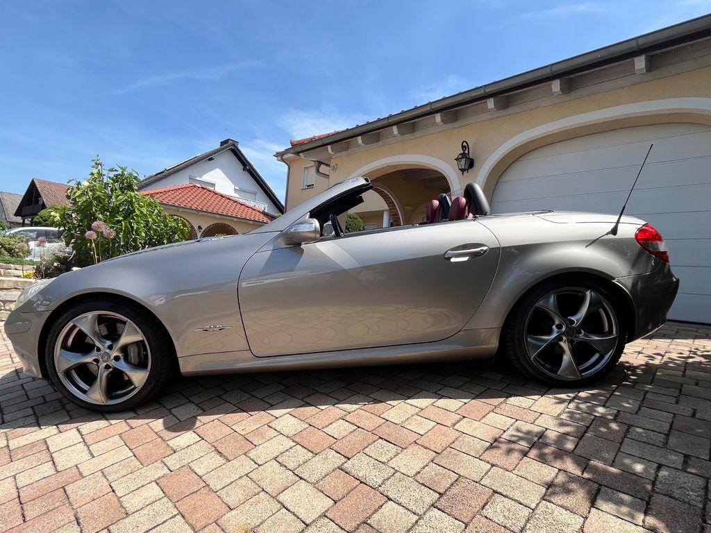 Mercedes-Benz SLK 350