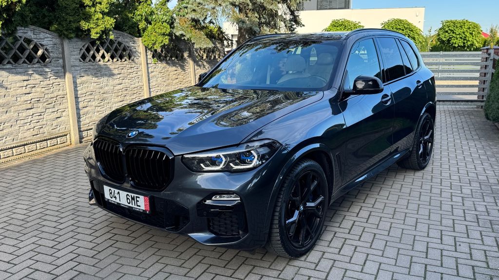 Image of BMW X5 M50