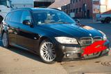 BMW Touring  320d Edition //M-paket//xenon.. - BMW 320 aus 2011: Kombi, 320d