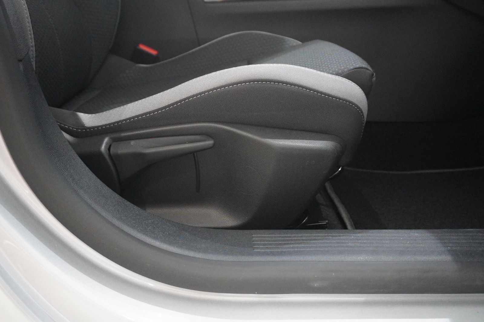 Fahrzeugabbildung Opel Astra L ST 1.2T ENJOY NAVI/LED/KAMERA/VIRT/DAB+