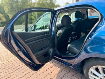 Bild 18 Renault Megane IV *Berline*